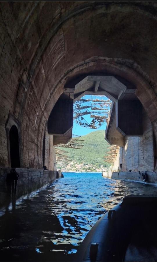 Villa Sun Castle Kotor Bagian luar foto