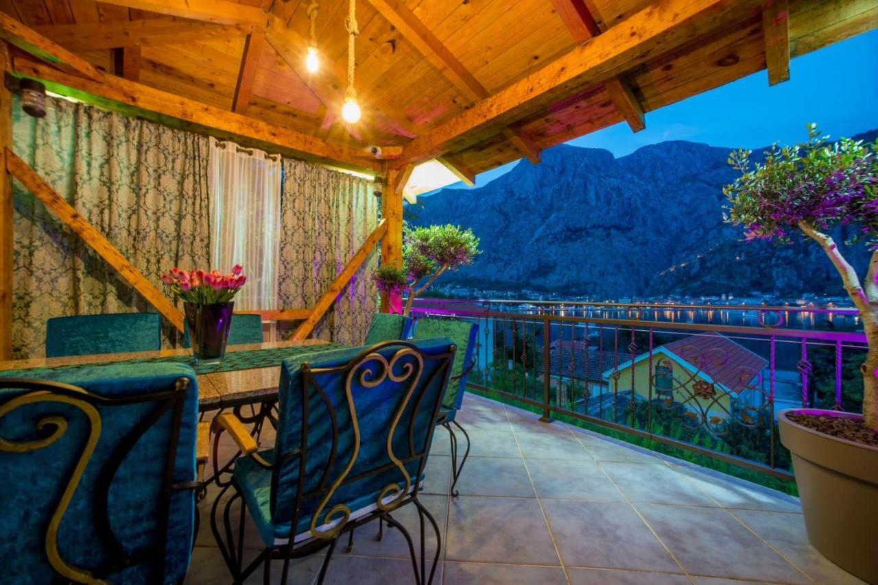 Villa Sun Castle Kotor Bagian luar foto