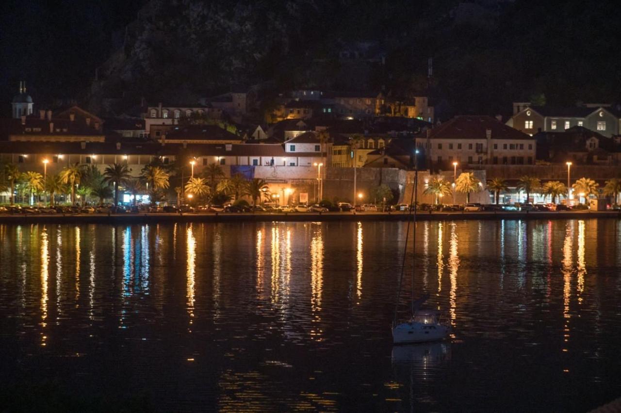 Villa Sun Castle Kotor Bagian luar foto