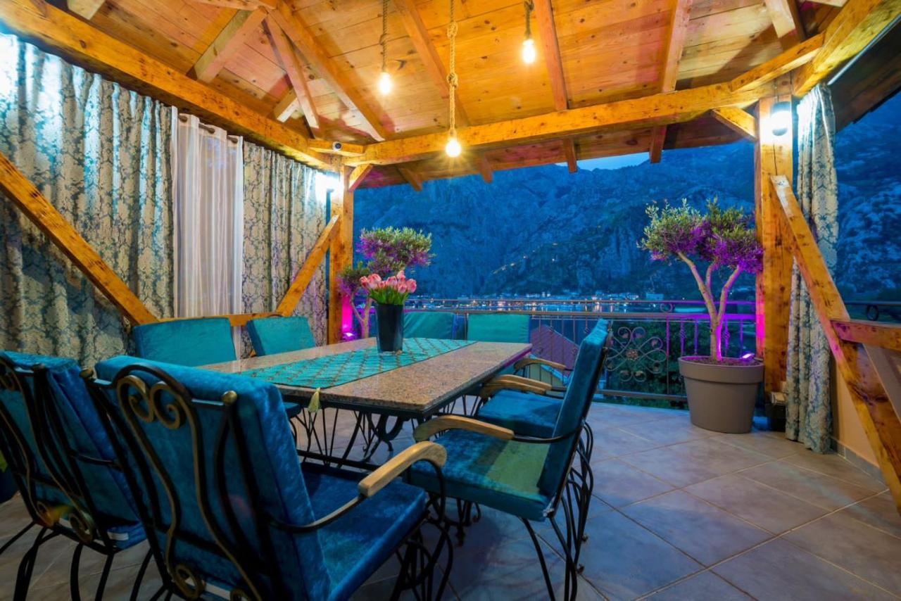 Villa Sun Castle Kotor Bagian luar foto